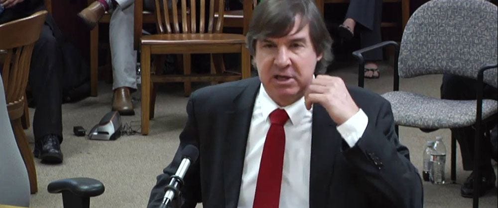 Record Smoking Lows Kept Quiet, Claims Expert