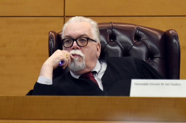 Judge Caught Vaping Through Murder Trial