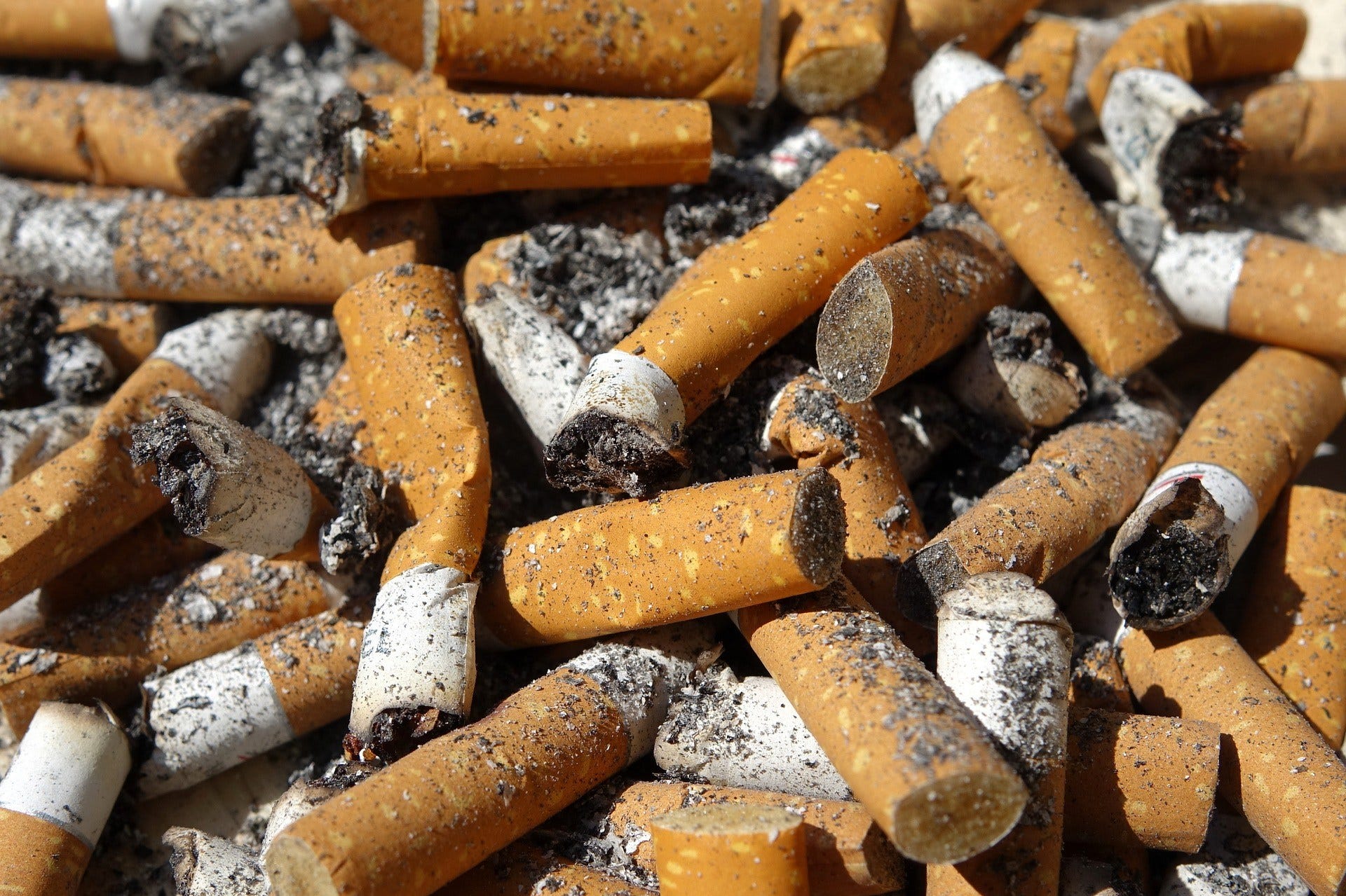 Vaping Helps Stub Out Cigarette Litter